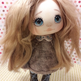 Кукла текстильная