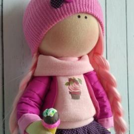 Кукла интерьерная