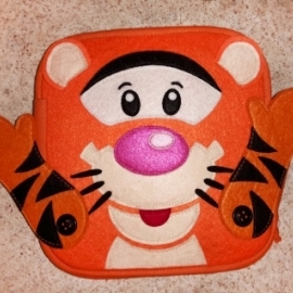 Развивающая книжка из ткани и фетра "Тигра"