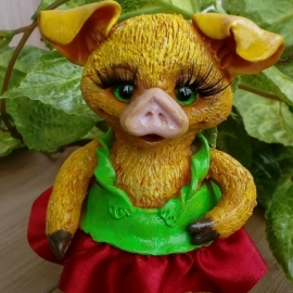 сувенирная свинка