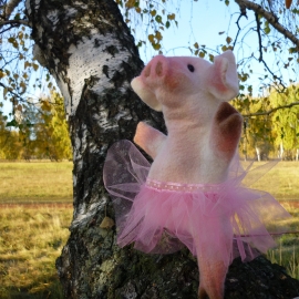 перчаточная кукла свинка