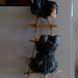 Мышки шалунишки