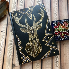 Ежедневник недатированный А5 Олень геометрия