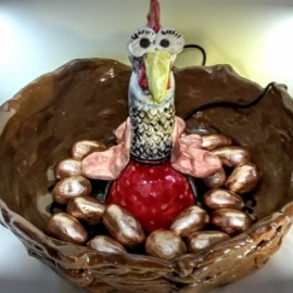 Фонтанчик «Курочка на золотых яйцах»