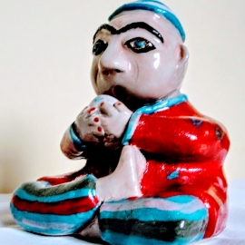 Керамическая фигурка "Узбек за чашкой чая"