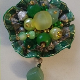 Брошь "Изумрудный фреш"