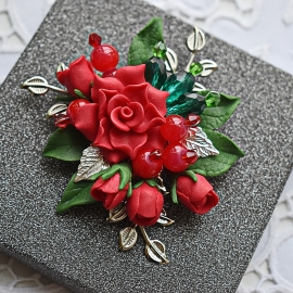 Брошь в технике авторского плетения "О, роза красная..."