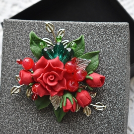 Брошь в технике авторского плетения "О, роза красная..."