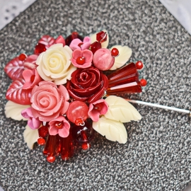 Брошь в технике авторского плетения "Коралловая"