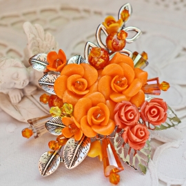 Брошь в технике авторского плетения "Оранжевая песенка"