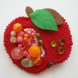 Брошь "Яблочко"