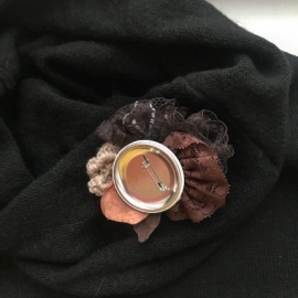 Брошь в стиле бохо