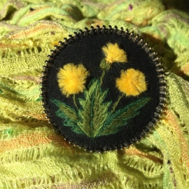Брошь Одуванчики