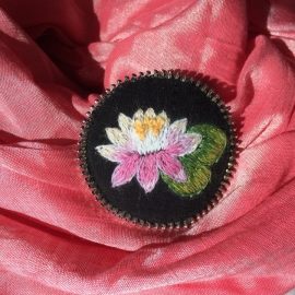 Брошь Нимфея