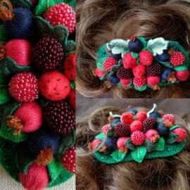 Заколка-автомат Ягодная