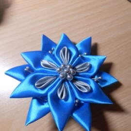 Заколки и резинки ручной работы