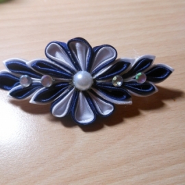 Заколки и резинки ручной работы