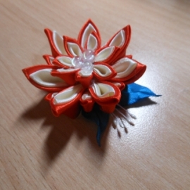 Заколки и резинки ручной работы