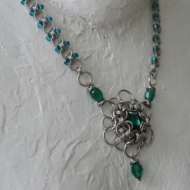 Колье "Щит леса"