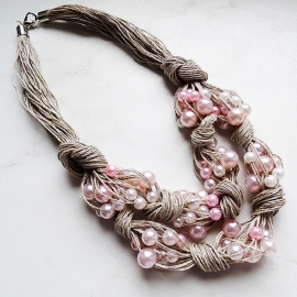 Ожерелье "Розовый сон"