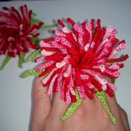 Резиночки+брошь "Астры красно-розовые"