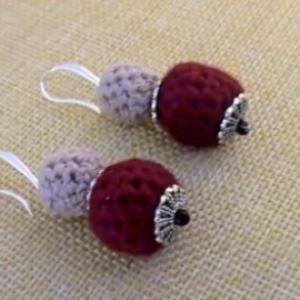 Комплект украшений "Сакура", бусы, браслет, серьги, вязаный