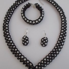 Комплект украшений "Нью-Йорк": колье, браслет, серьги