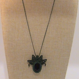 Кулон "Зеленая магия" из Агата, плетеный в технике макраме