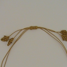 Кулон "Листопад" из Агата, плетеный в технике макраме