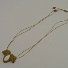 Кулон "Листопад" из Агата, плетеный в технике макраме