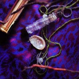 Кружевной чокер.