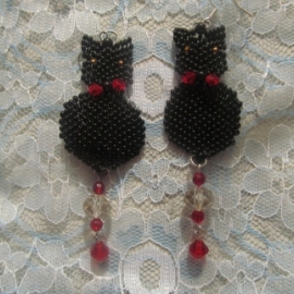 Серьги Черный котик с бусинами