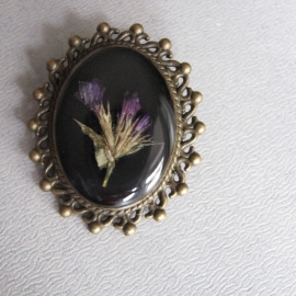 Брошь овальная