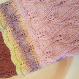 Снуды узором "листья"