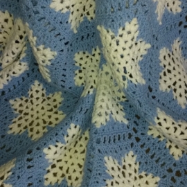 Плед-покрывало вязанный "Зимняя сказка"