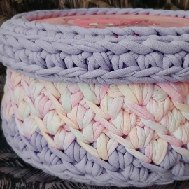 Корзинка "Котенок с букетом"