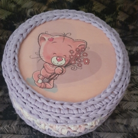 Корзинка "Котенок с букетом"