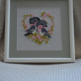 Влюбленные птицы