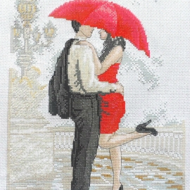 Вышитая картина "В объятиях дождя"