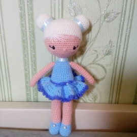 Куколка Хлоя