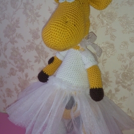 Жирафа-девочка