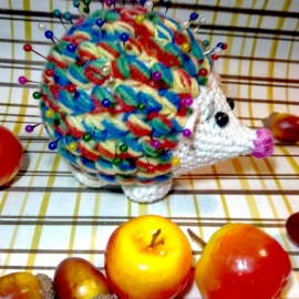 Ежик-игольница