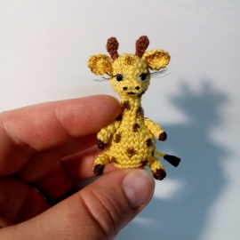 Жираф миниатюра