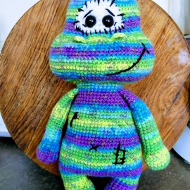 Радужный яркий Бегемотик