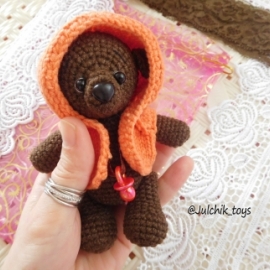 Вязаный мишка