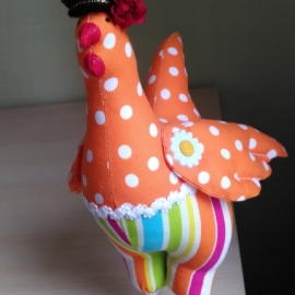 Текстильные петушки и курочка