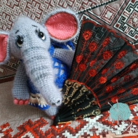 Слониха ЗЛАТА