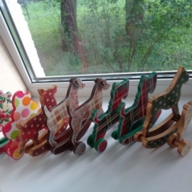 Деревянная игрушка Собака качалка, каталка