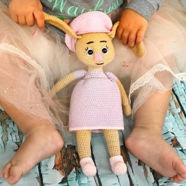 Весенняя зайка