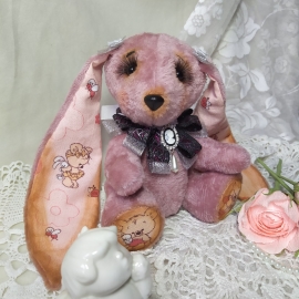 Длинноухая зайка"Белла",